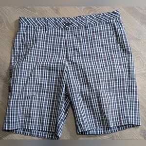 Ashworth Men's Golf Company Plaid Golf Shorts Flat Front